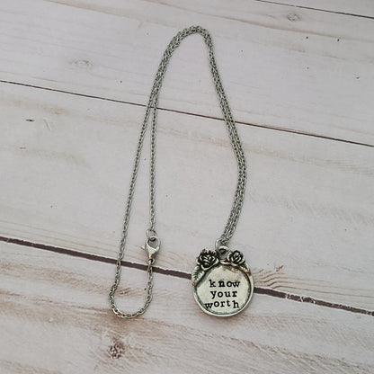 Know Your Worth - Floral Border Necklace